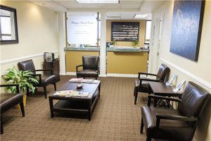 The waiting lounge of Arlington Dental Center